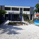 With A Parking Space Stinjan, - 14106 Διαμέρισμα Πούλα