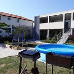 With A Parking Space Stinjan, - 14106 Διαμέρισμα *